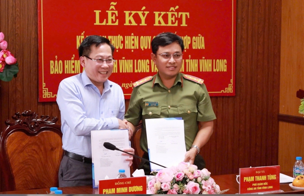 Bảo hiểm xã hội Vĩnh Long và Công an tỉnh ký quy chế phối hợp