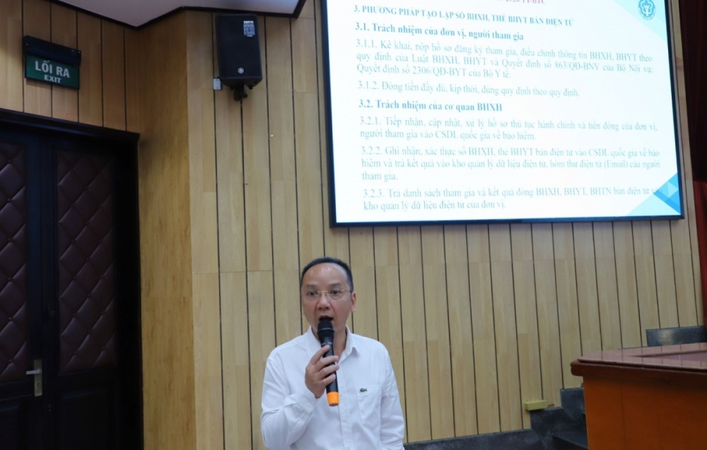 Sẵn sàng triển khai sổ bảo hiểm xã hội, thẻ bảo hiểm y tế bản điện tử