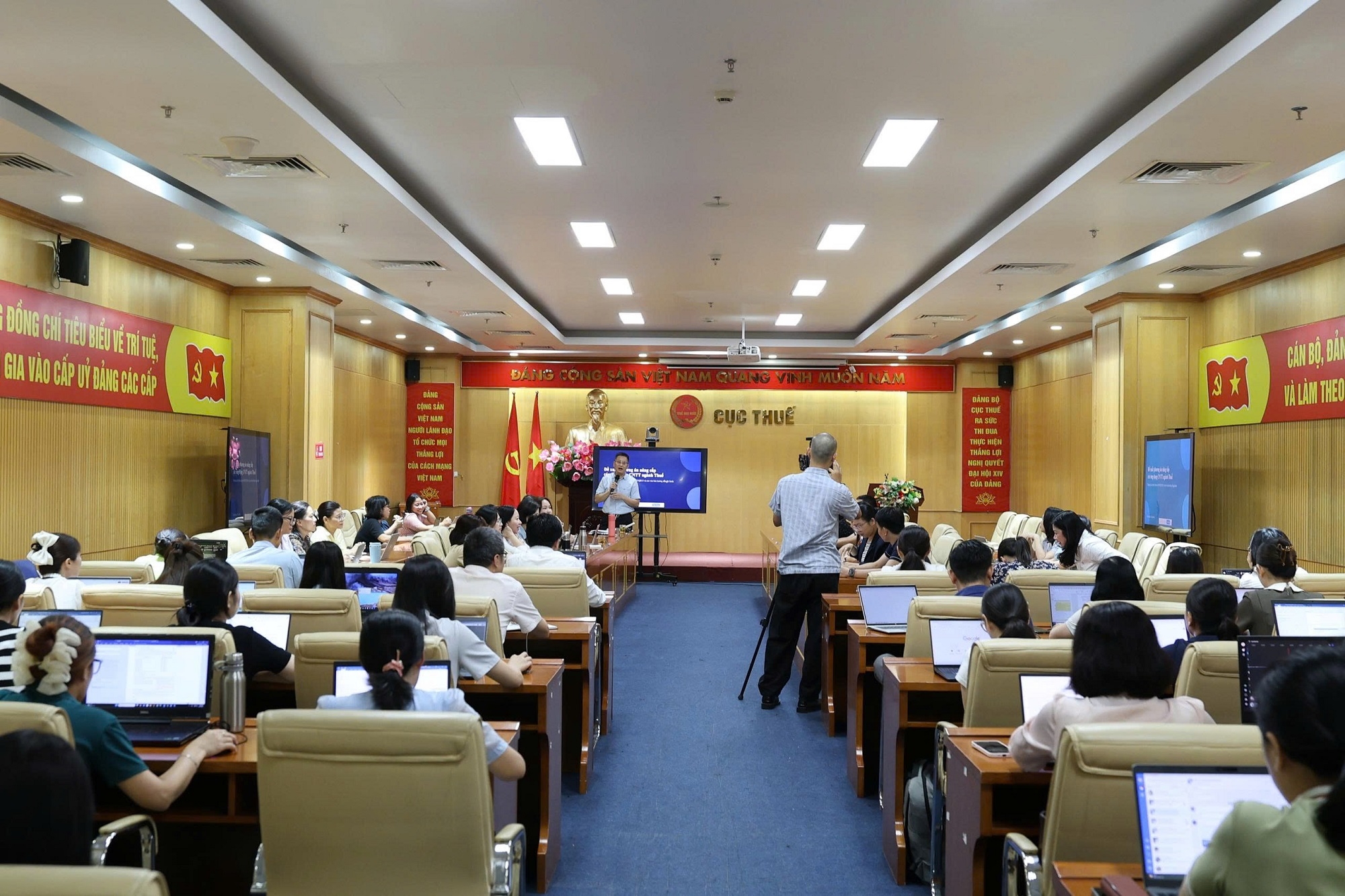 Số hóa toàn diện hệ thống công nghệ thông tin, đáp ứng yêu cầu quản lý thuế mới